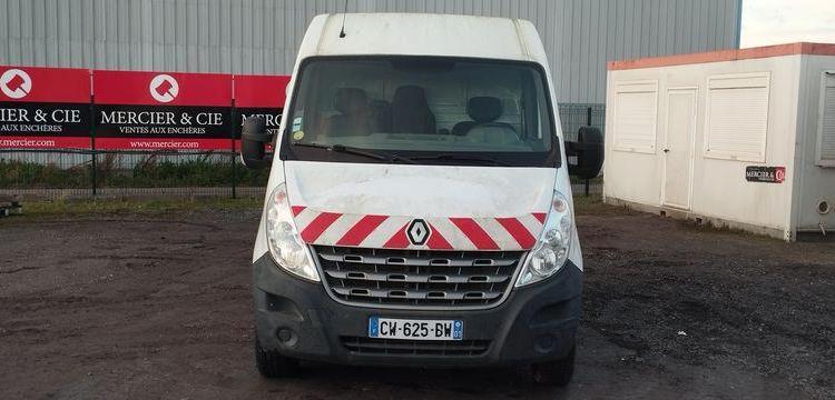 RENAULT MASTER L1H2 F3500 2,3 DCI 16V FAP 125 CV- DIESEL – 112920 KMS – ANNEE 2013 BLANC CW-625-BW