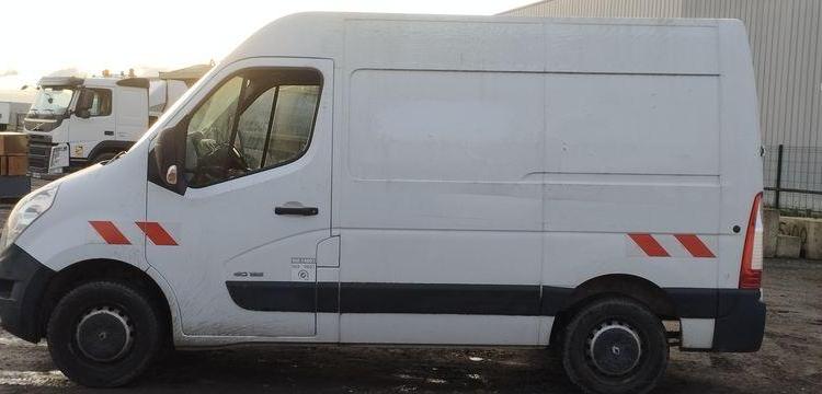 RENAULT MASTER L1H2 F3500 2,3 DCI 16V FAP 125 CV- DIESEL – 112920 KMS – ANNEE 2013 BLANC CW-625-BW