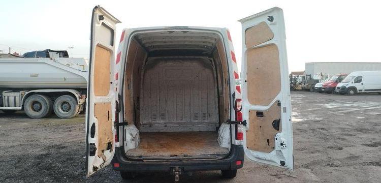 RENAULT MASTER L1H2 F3500 2,3 DCI 16V FAP 125 CV- DIESEL – 112920 KMS – ANNEE 2013 BLANC CW-625-BW