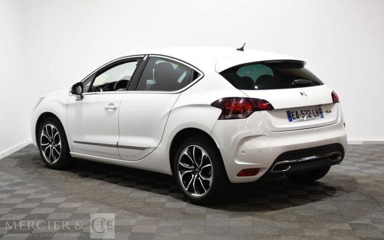 DS DS4 SPORT CHIC BLANC EA-532-LH