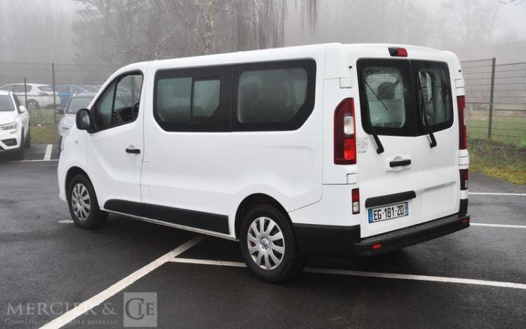 RENAULT TRAFIC COMBI ZEN L1 ENERGY DCI 125 8PL BLANC EG-181-ZD