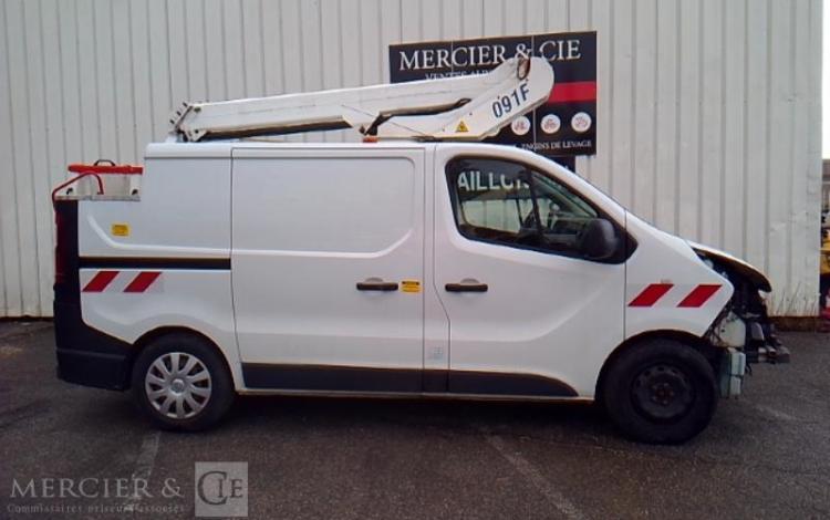 RENAULT TRAFIC L1H1 1.6 DCI 16V 115CV NACELLE SUR VL 9M  091F 557H BLANC EP-270-CS