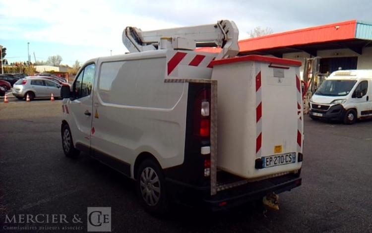 RENAULT TRAFIC L1H1 1.6 DCI 16V 115CV NACELLE SUR VL 9M  091F 557H BLANC EP-270-CS