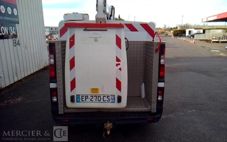 RENAULT TRAFIC L1H1 1.6 DCI 16V 115CV NACELLE SUR VL 9M  091F 557H BLANC EP-270-CS