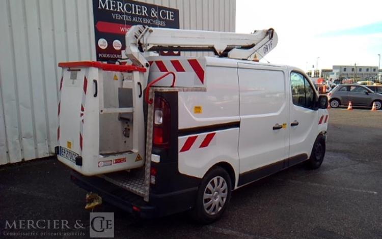 RENAULT TRAFIC L1H1 1.6 DCI 16V 115CV NACELLE SUR VL 9M  091F 557H BLANC EP-270-CS