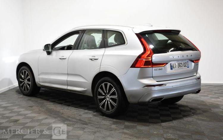 VOLVO XC60 D4 INS LUX 4M BA GRIS ET-363-DZ