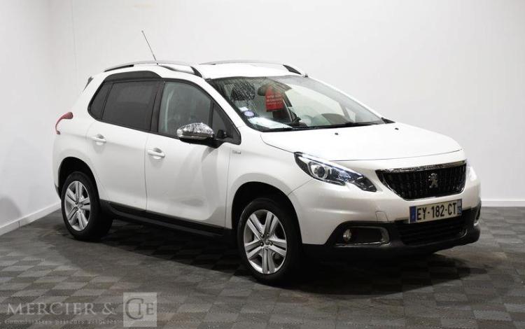 PEUGEOT 2008 1,2 PURE TECH 80 STYLE BLANC EY-182-CT