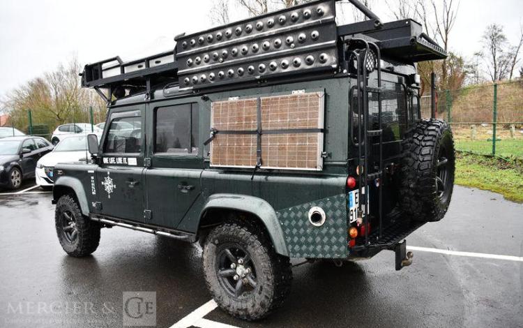 LAND ROVER DEFENDER 110 2,5 TDI  EZ-910-LT