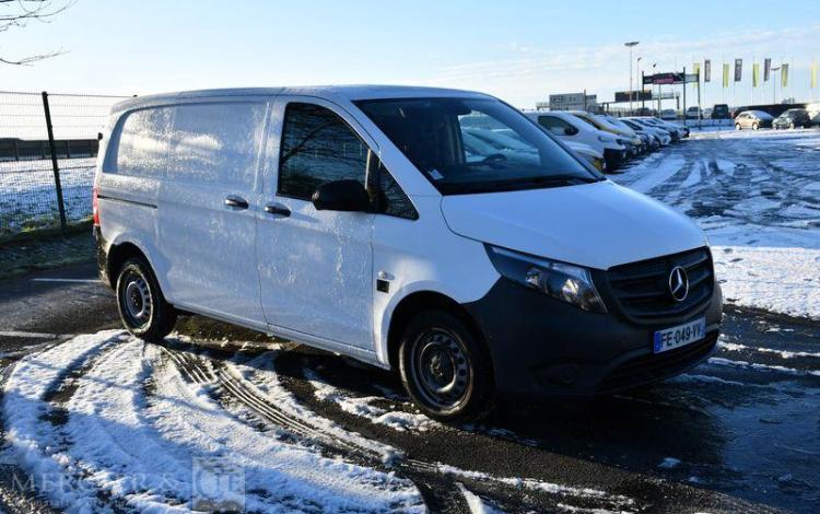 MERCEDES VITO 114 CDI Blue EFFICIENCY 7G-TRONIC BLANC FE-049-VV