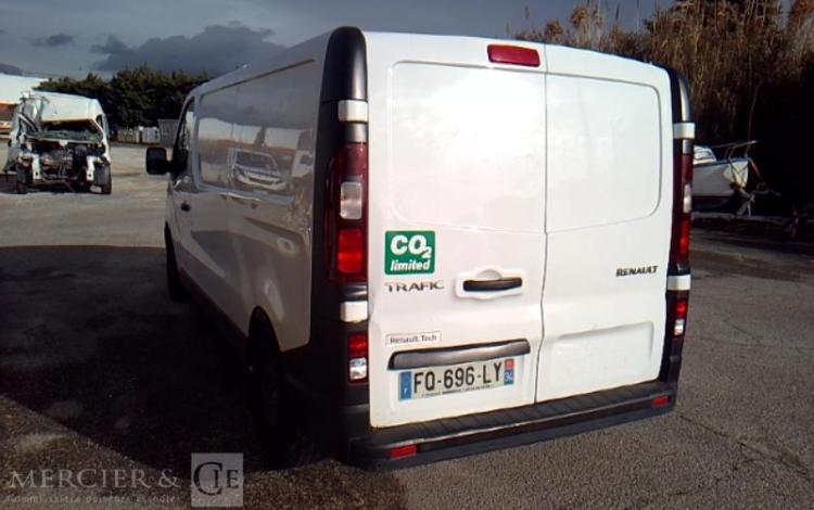 RENAULT TRAFIC GCF L2H1 1.6 DCI 16V 95CV BLANC FQ-696-LY