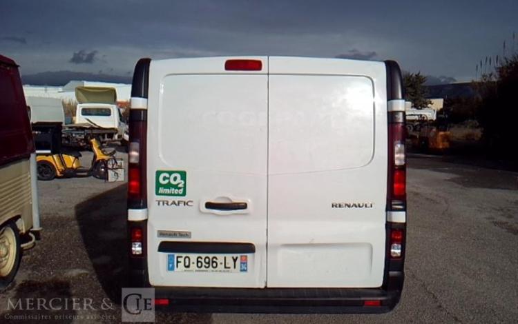 RENAULT TRAFIC GCF L2H1 1.6 DCI 16V 95CV BLANC FQ-696-LY