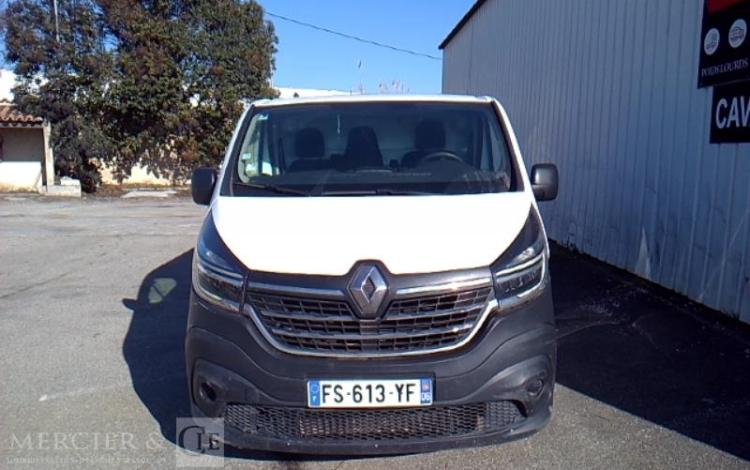 RENAULT TRAFIC GCF 1300 DCI 120 L2H1 BOIS BLANC FS-613-YF