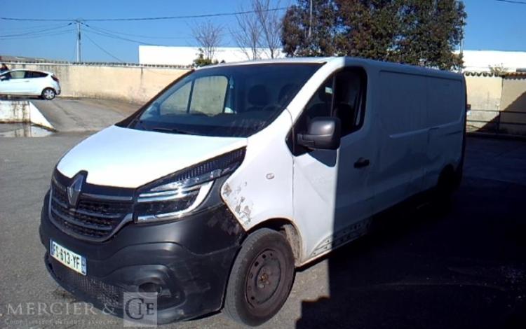 RENAULT TRAFIC GCF 1300 DCI 120 L2H1 BOIS BLANC FS-613-YF