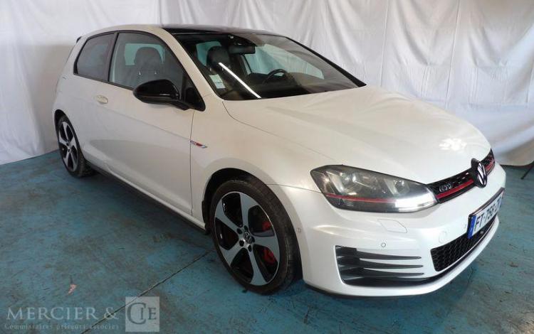 VOLKSWAGEN GOLF 2,0 TSI 230CH BLUEMOTION GTI PERFORMANCE BLANC FT-756-ZR