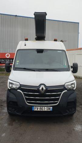 RENAULT MASTER L2H2 2,3 BLUE DCI 16 V TURBO NACELLE KLUB K26 – 162360 KMS – ANNEE 2020 BLANC FV-861-SN