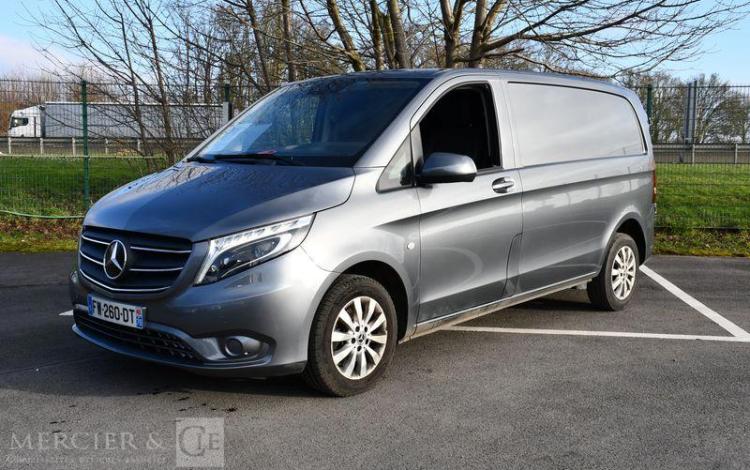 MERCEDES VITO 110 CDI FOURGON CP FIRST TRACTION GRIS FW-260-DT