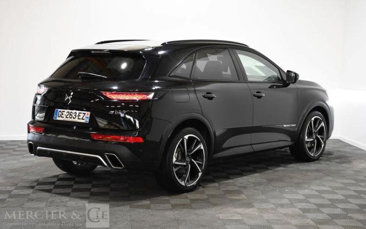 DS DS7 CROSSBACK e-TENSE 4X4 300 LOUVRE NOIR GE-263-EZ