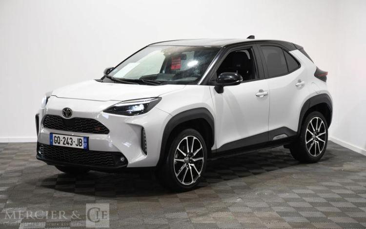 TOYOTA YARIS CROSS BLANC GQ-243-JB