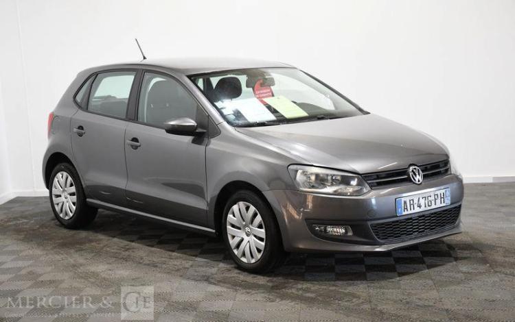 VOLKSWAGEN POLO 1.6 TDI 75 CONFORT LINE GRIS AR-476-PH