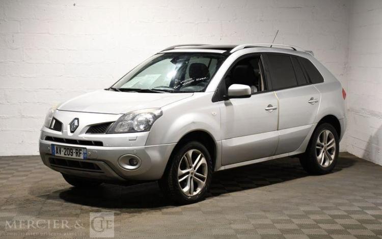 RENAULT KOLEOS 2,0 DCI 150 BOSE 4X4 GRIS AV-209-RF