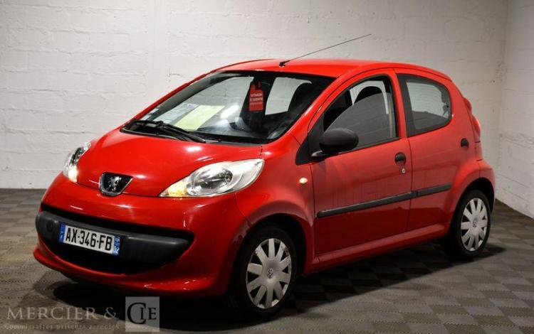 PEUGEOT 107 1.0 70 URBAN 5 PTS ROUGE AX-346-FB