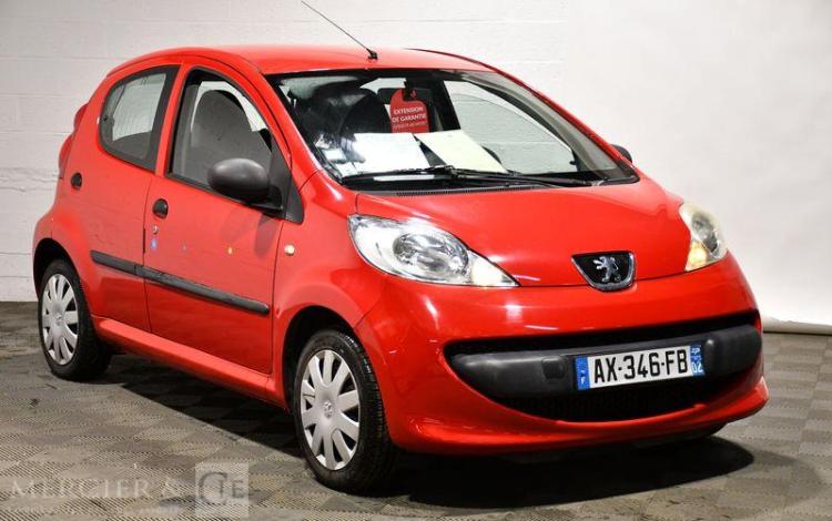 PEUGEOT 107 1.0 70 URBAN 5 PTS ROUGE AX-346-FB