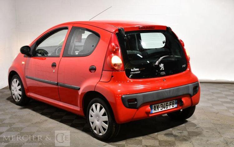 PEUGEOT 107 1.0 70 URBAN 5 PTS ROUGE AX-346-FB