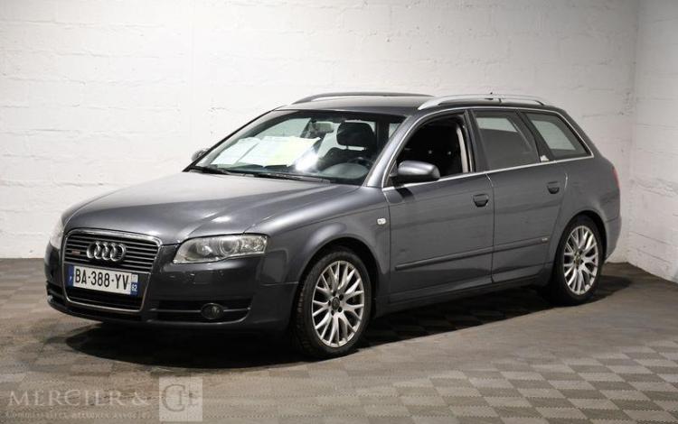 AUDI A4 AVANT 2,0 TDI 170 ATTRACTION BLEU BA-388-YV