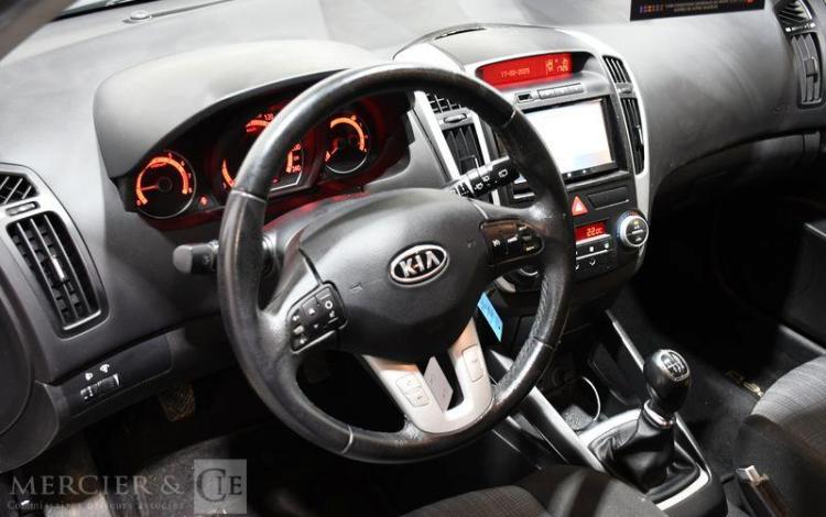 KIA CEED SW 1, CVVT 125 ACTIVE VERT BC-159-LX