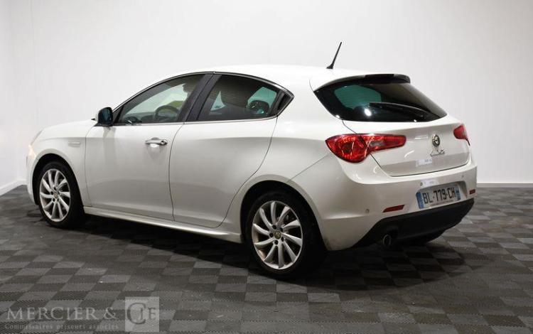 ALFA ROMEO GIULIETTA 1,6 JTDM 105 DISTINCTIVE START/STOP BLANC BL-779-CH