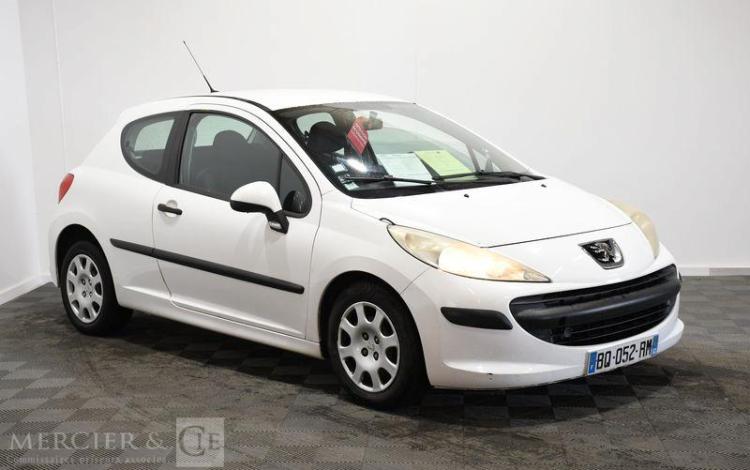 PEUGEOT 207 1,4 HDI70 URBAN BLANC BQ-052-RM