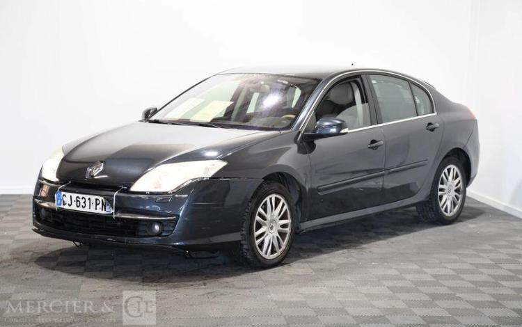 RENAULT LAGUNA 2,0 DCI150 INITIALE BVA GRIS CJ-631-PN