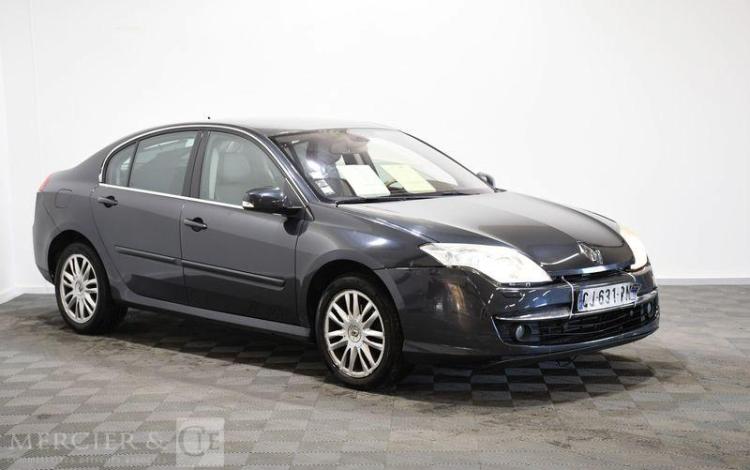 RENAULT LAGUNA 2,0 DCI150 INITIALE BVA GRIS CJ-631-PN