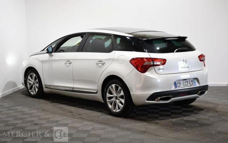 CITROEN DS5 1.6 E-HDI 115 AIRDREAM SOCHIC BMP BVA BLANC CP-447-LT