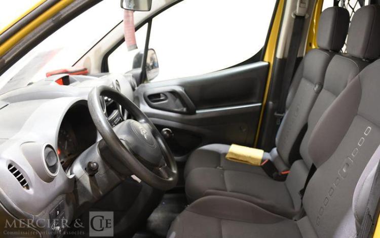 CITROEN BERLINGO 1.6 HDI 75CH FAP CONFORT
 JAUNE DB-993-ZG