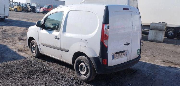 RENAULT KANGOO 2 EXPRESS COMPACT PHASE 2 1,5 DCI FAP 75CH – DIESEL – 200377 KMS -AN 2014 BLANC DH-857-FB