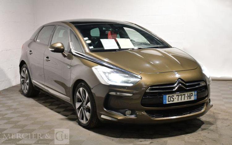 CITROEN DS 5 2,0 HYBRID 4 E-HDI 200CH 165 AIRDREAM SPORT CHIC 4X4 BMP BVA BLANC DS-777-HP