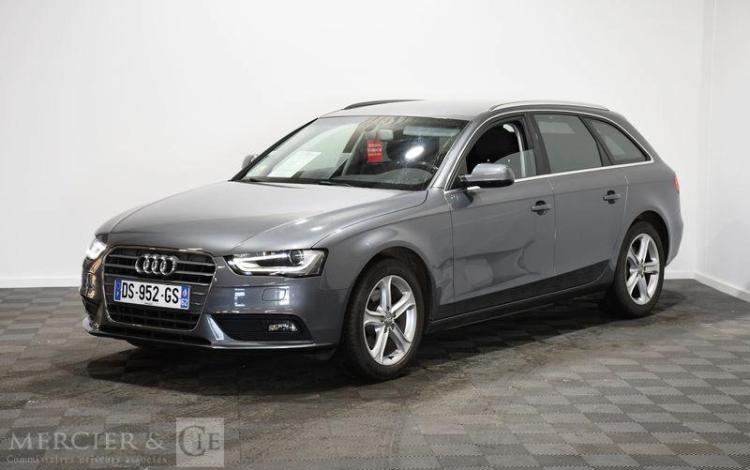 AUDI A4 AVANT 2,0 TDI 150 AMBIENTE GRIS DS-952-GS