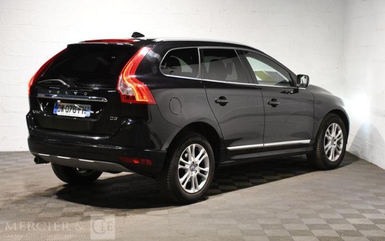 VOLVO XC60 2,0 D3 150 SUMMUM GEARTRONIC BVA NOIR DW-076-FH