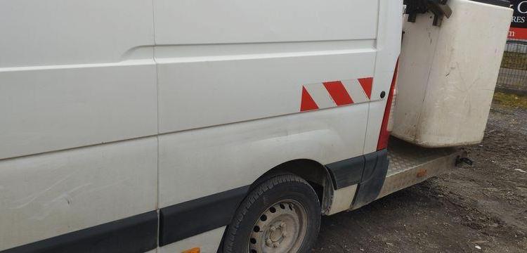 RENAULT MASTER AVEC NACELLE VERSALIFT ET38LF 14M – DIESEL – 2721 HEURES – 122030 KMS BLANC DZ-258-PX