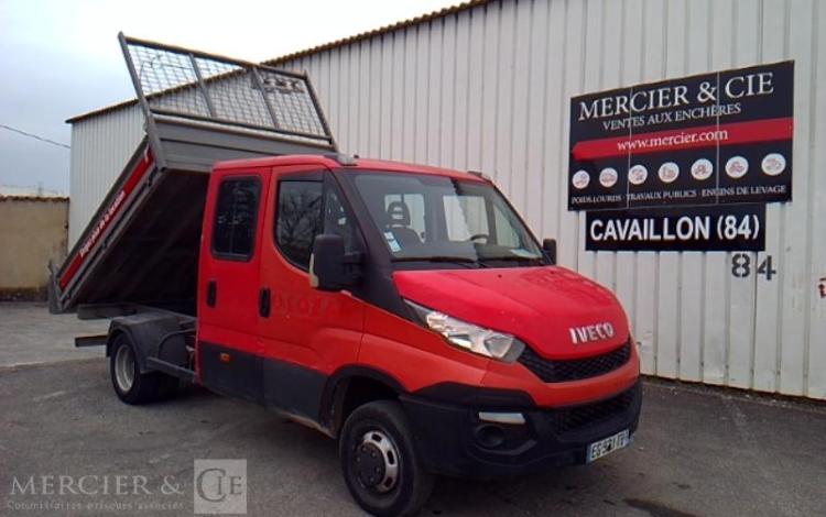 IVECO 35-130 BENNE DOUBLE CABINE ROUGE EG-921-TB