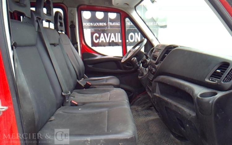 IVECO 35-130 BENNE DOUBLE CABINE ROUGE EG-921-TB