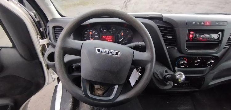 IVECO DAILY AVEC NACELLE MULTITEL 160ALU – 16M – DIESEL – 3264 HEURES – 125424 KMS BLANC EH-440-PK