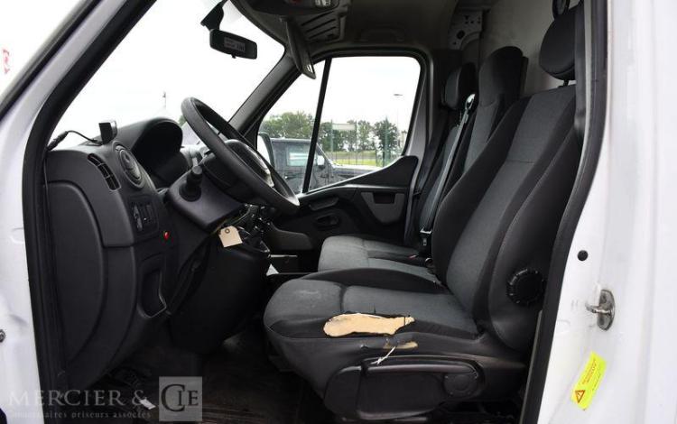 RENAULT MASTER F3500 2,3 DCI 130 CAISSE FRIGO – 206933KM – AN 2018 BLANC EW-101-XJ