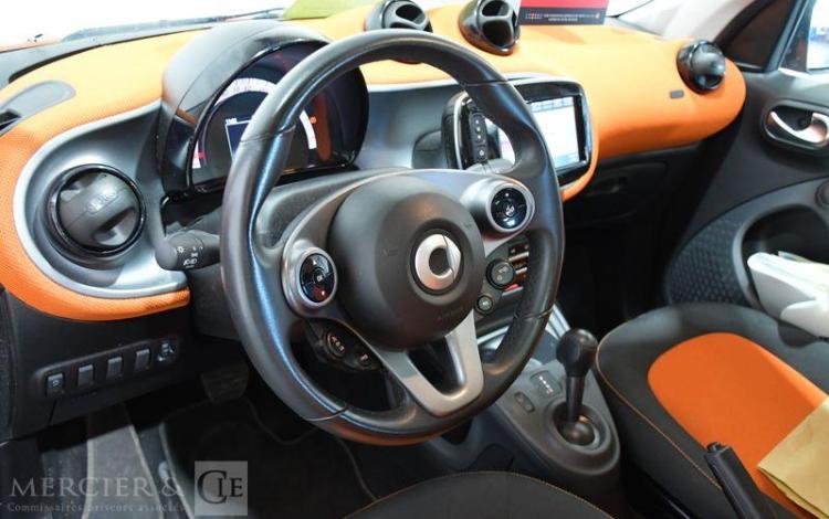 SMART FORFOUR 1.0 T 70 PASSION TWINAMIC BVA ORA EY-963-VB