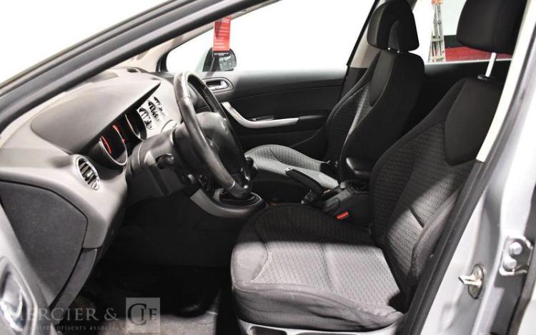 PEUGEOT 308 SW 1,6 VTI 120 PREMIUM GRIS FA-823-JN