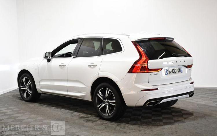 VOLVO XC60 2.0 T8 390H PHEV R-DESIGN AWD GEARTRONIC BLANC FD-130-QW