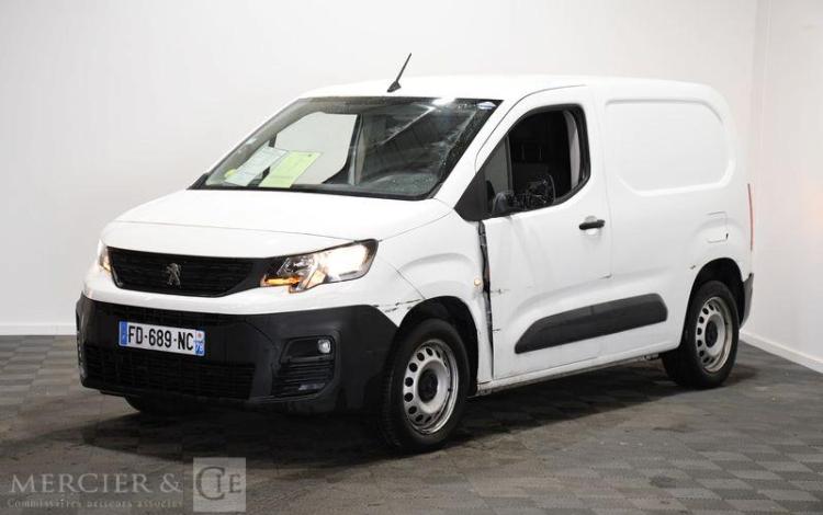 PEUGEOT PARTNER K9 PREMIUM STANDARD 650kg BLANC FD-689-NC