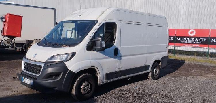 PEUGEOT BOXER3 PHASE 3 FG 335 SURELEVE L2H2 2,0 BLUE HDI 16V 130CV – DIESEL – 339128 KMS BLANC FD-832-LB