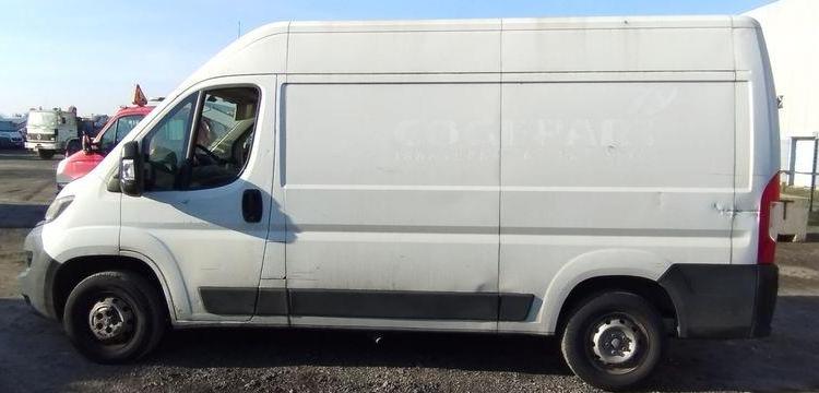 PEUGEOT BOXER3 PHASE 3 FG 335 SURELEVE L2H2 2,0 BLUE HDI 16V 130CV – DIESEL – 339128 KMS BLANC FD-832-LB